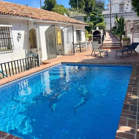 -pool - At 300 Villa Marbella