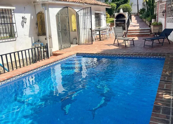 -pool - At 300 Willa Marbella